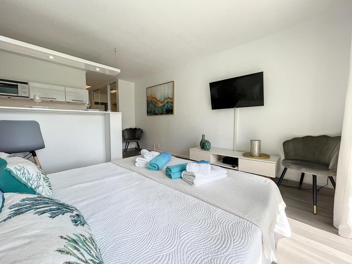 Blue Paradise Studio Avec Acces Privatif Plage لو جوسيير المظهر الخارجي الصورة